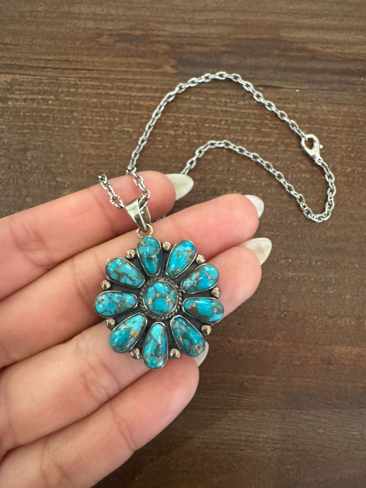 Spiny Oyster Turquoise Necklace - Flower