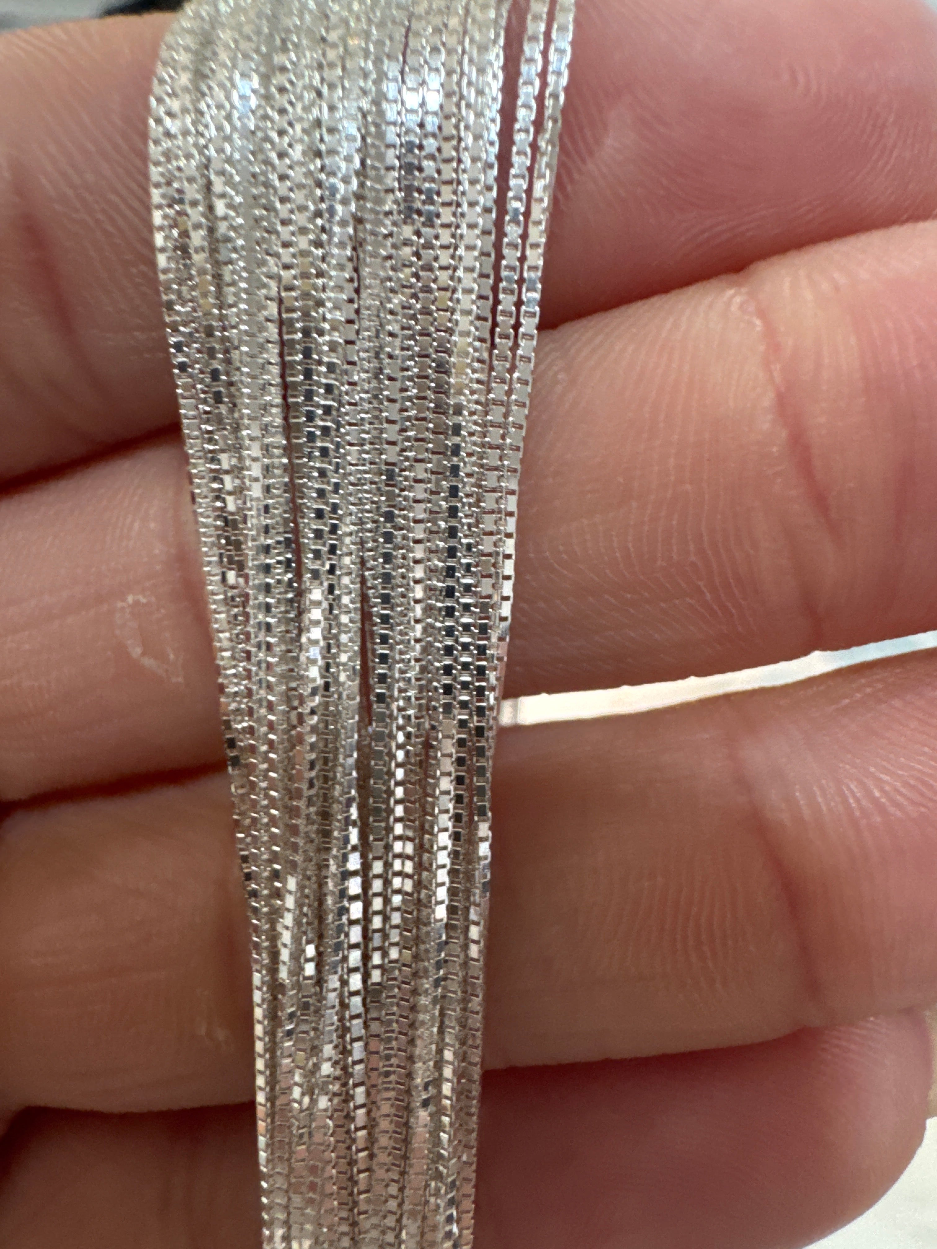 shiny box chain necklace